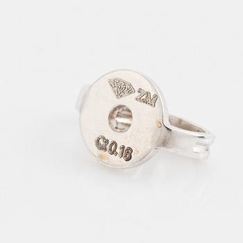 Örhängen med briljantslipade diamanter, totalt ca 0,36 ct.