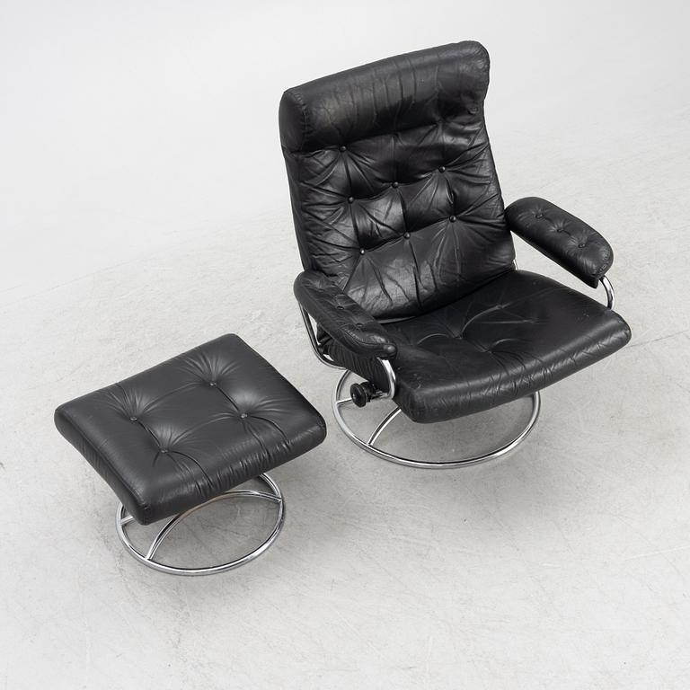 Fåtölj med fotpall, "Stressless", Ekornes, Norge, 1900-talets andra hälft.