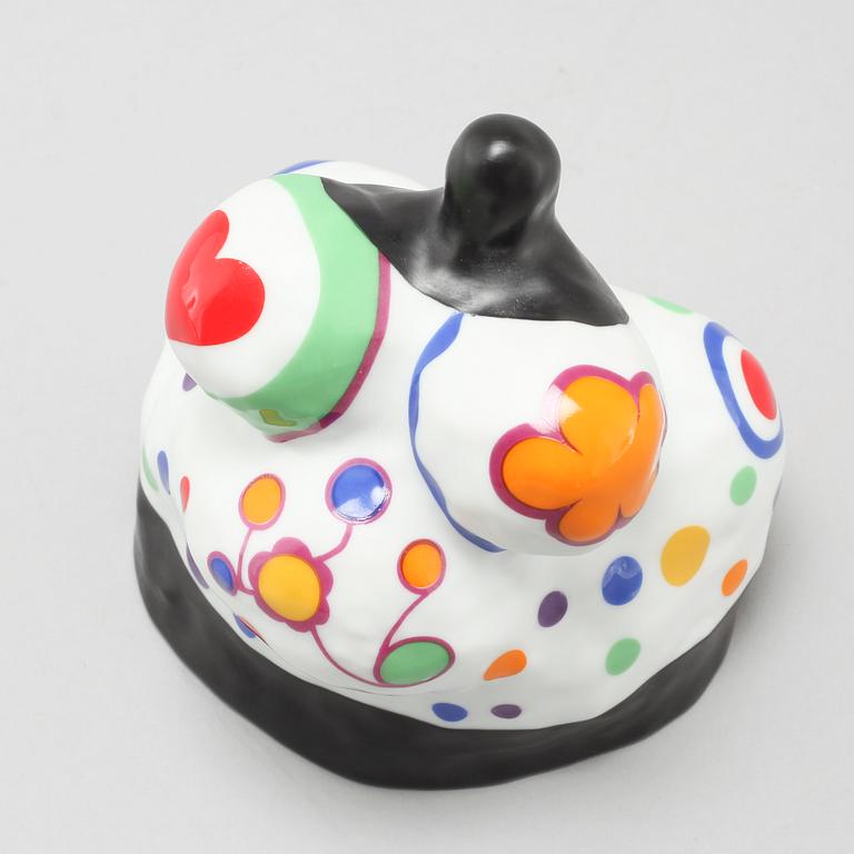 NIKI DE SAINT PHALLE, skulptur, porslin, "Nana", Rosenthal Studio Linie, Tyskland.