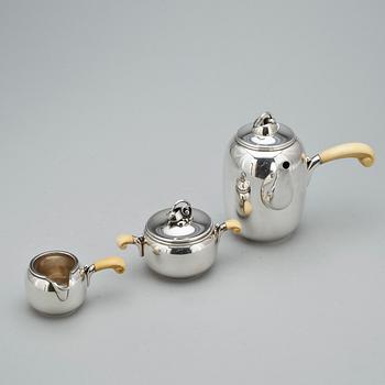 KAFFESERVIS, 3 delar, sterlingsilver, Holger Rasmussen, Danmark. Troligen 1940-50-tal. Tot ca 690 gram.