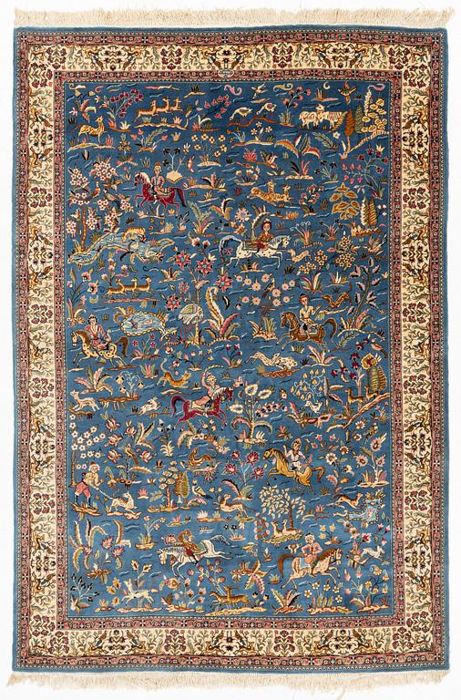 An oriental carpet, circa 274 x 186 cm.