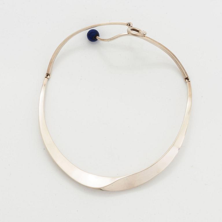 Karlheinz Sauer, necklace sterling silver with lapis lazuli.