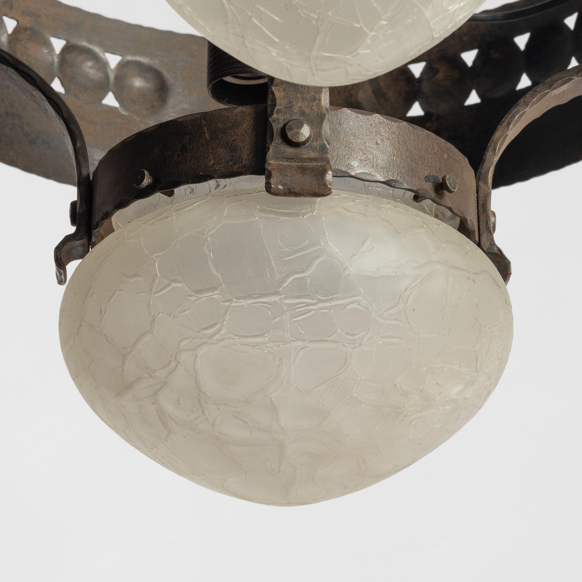 Taklampa, jugend, omkring år 1900.