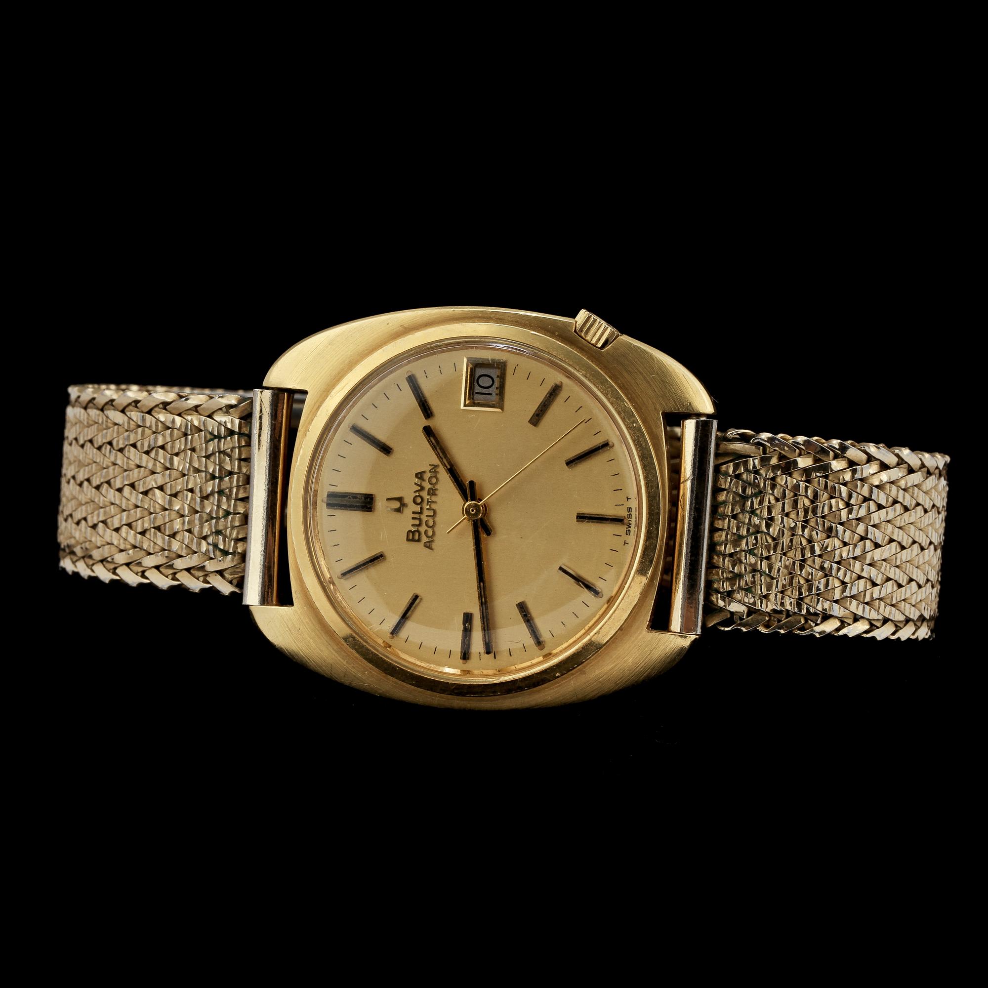 HERRARMBANDSUR, 18k guld stål, Bulova, Accutron, 1900-tal. Vikt 73 g.