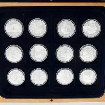 Suomen Hopea-aarre, a set of 36 sterling silver commemorative medals for Rahapaja Oy.