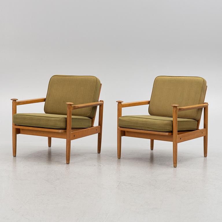 Armchairs, a pair, second half of the 20th century.