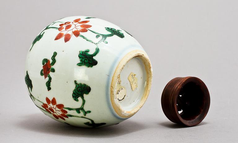 BOJAN, porslin, Kina, Kangxi (1662-1722).