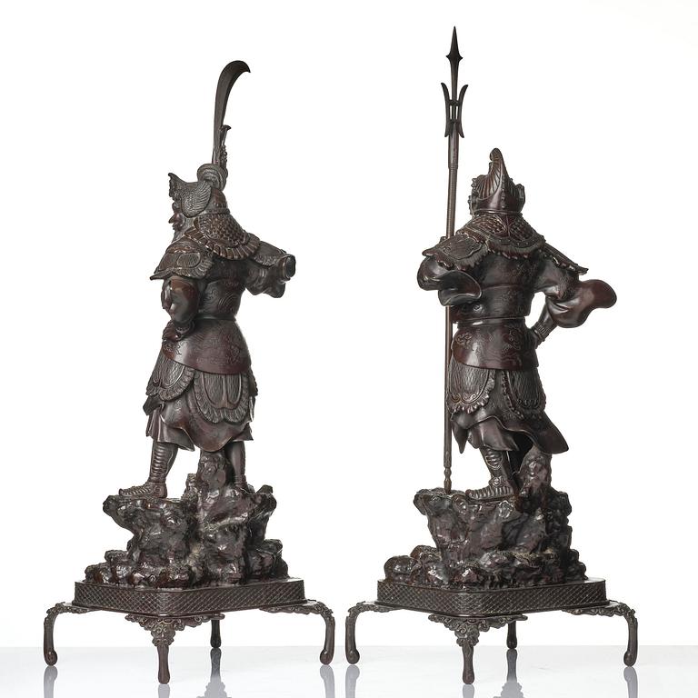 A pair of Japanese bronze guardians, Meiji period (1868-1912).