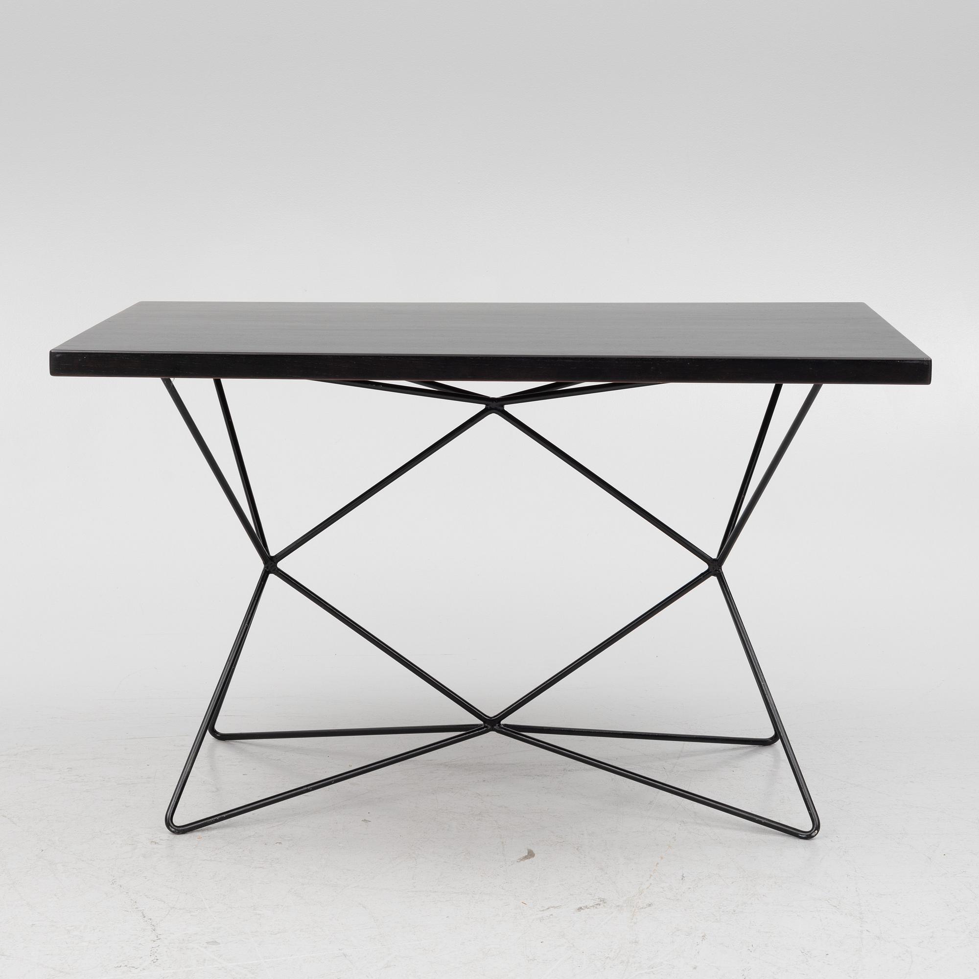 Bengt Johan Gullberg, table, "A2 / Trehöjdsbordet", Gullberg Trading Company.