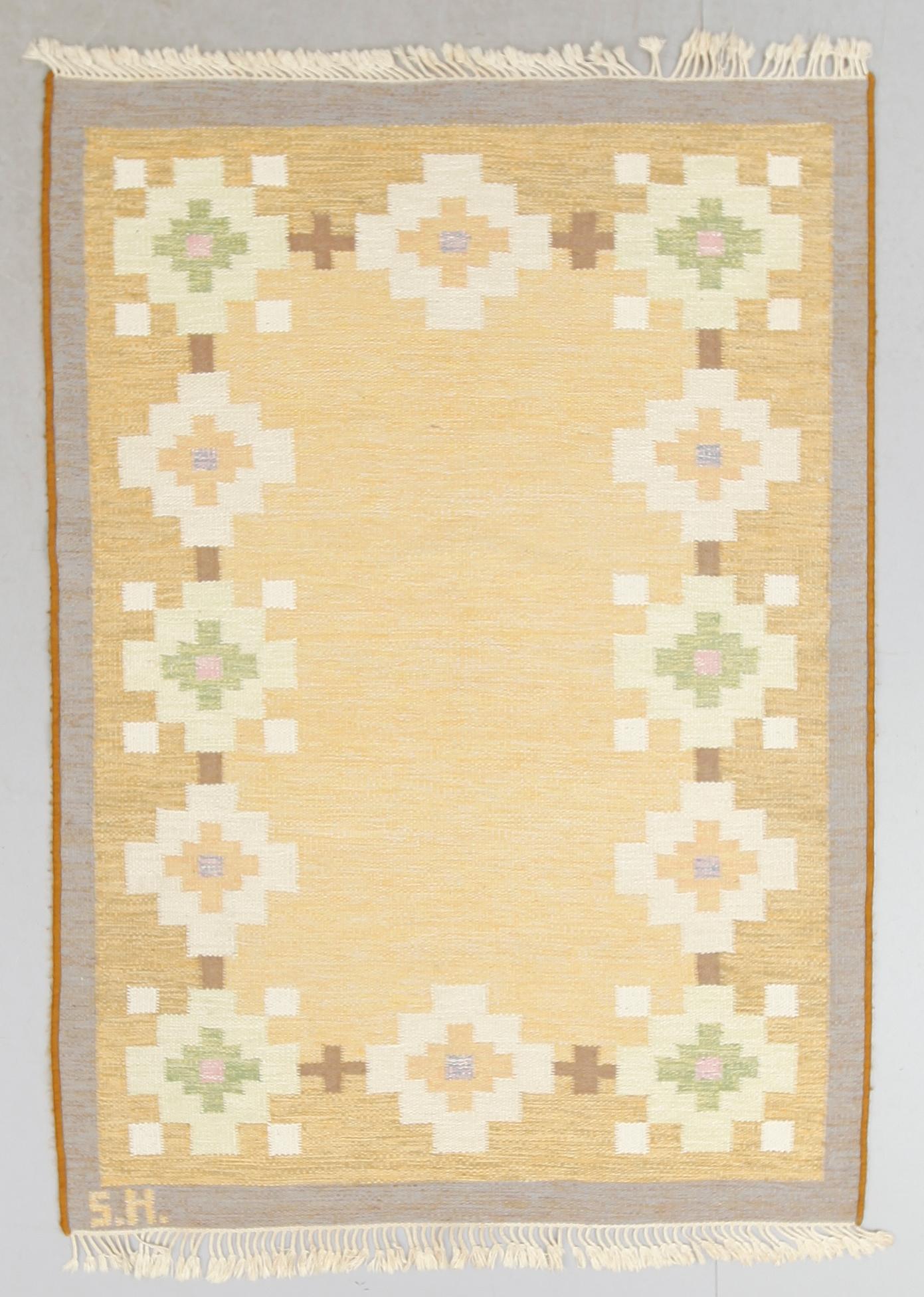 MATTA, rölakan, Svensk Hemslöjd, märkt SH. Ca 198 x 142 cm.