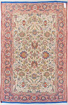 A semi-antique Isfahan carpet, 220x145 cm.