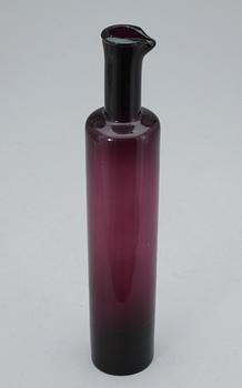 NANNY STILL, glas, 1900-talets mitt, sign.