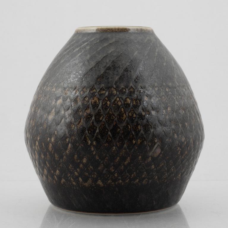 Carl-Harry Stålhane, vase, Rörstrand, 1961.