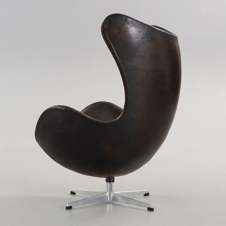 Arne Jacobsen, fåtölj, "Ägget", Fritz Hansen, Danmark 1963.