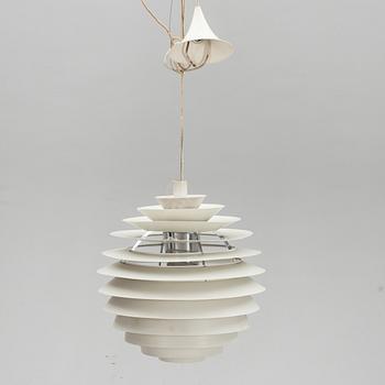 TAKLAMPA, "PH Globe", Poul Henningsen för Louis Poulsen. Höjd c:a 60 cm.