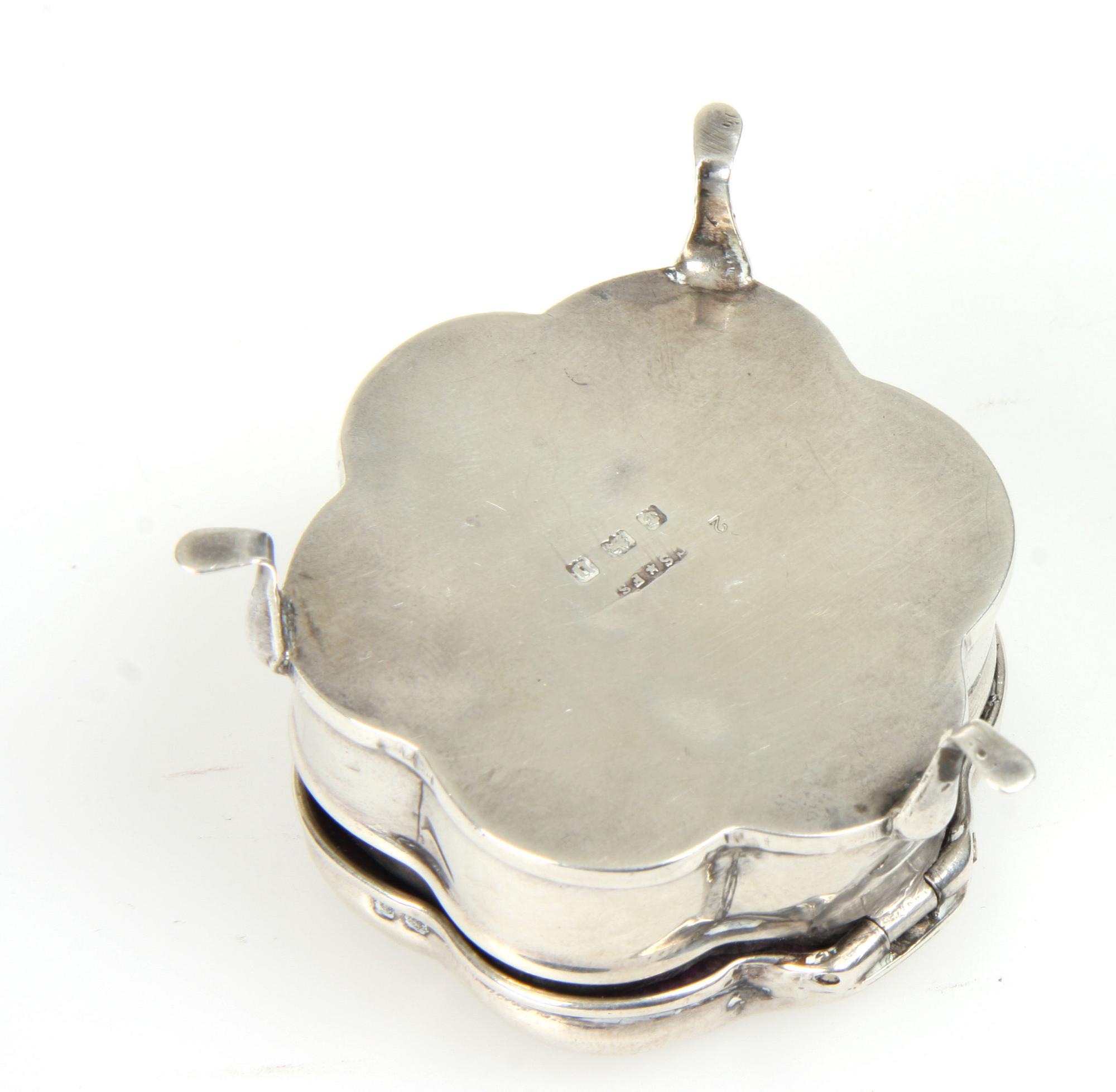 DOSOR, 3 st, silver, 1800/1900-tal. 54 g.