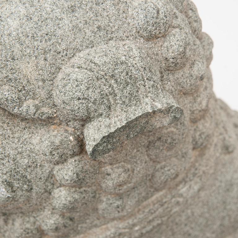 TRÄDGÅRDSSKULPTURER, ett par, sten, 1900-talets slut.