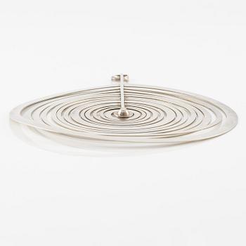 Tapio Wirkkala, hängsmycke, "Silvermåne" silver, Helsingfors 1971.