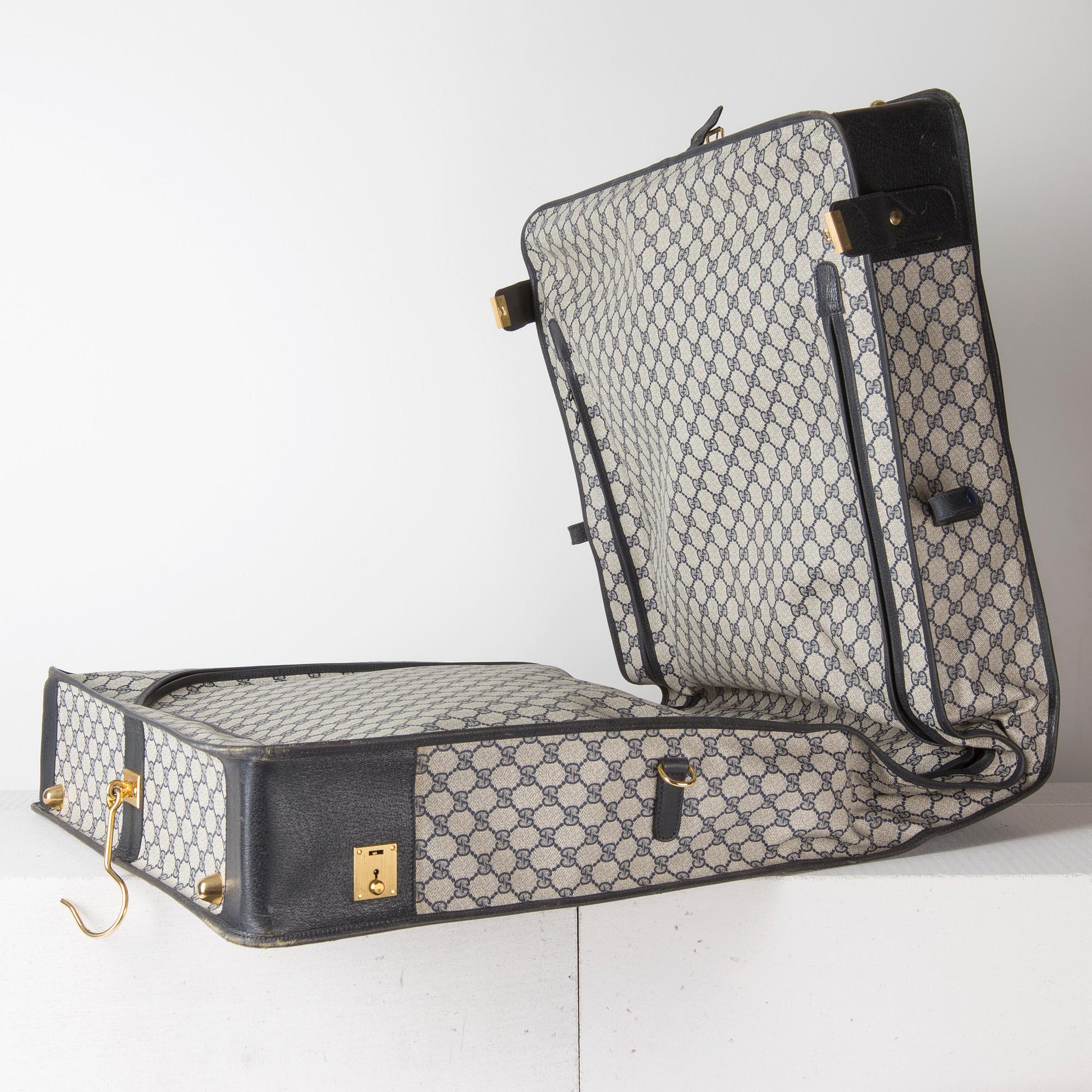 RESEGARDEROB, Gucci.