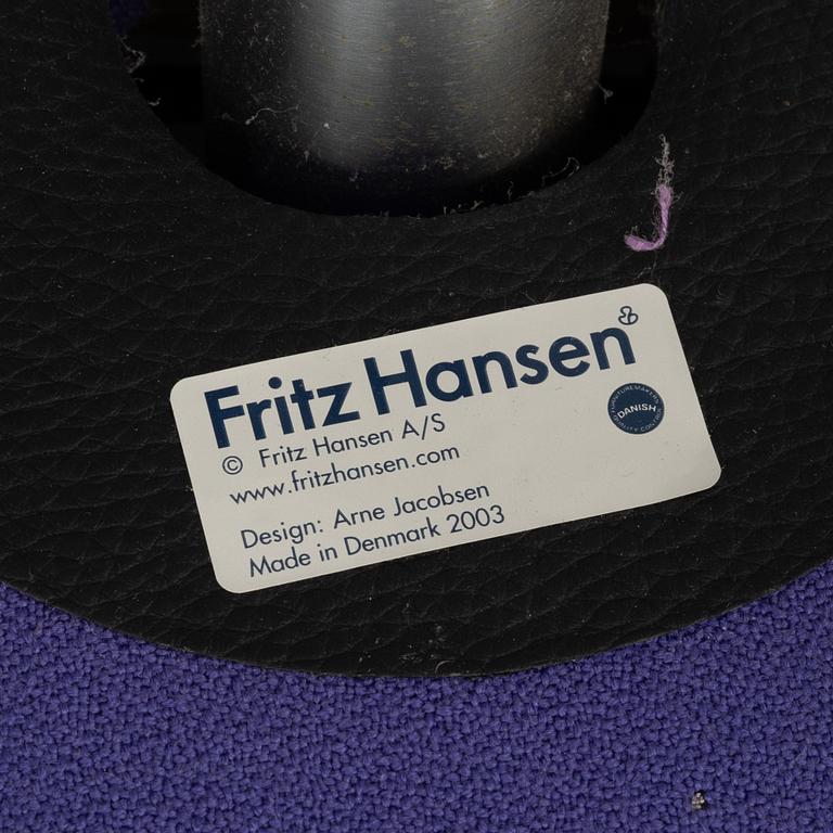 Arne Jacobsen, an armchair with footstool, "The Egg", Fritz Hansen, Denmark, 2003.