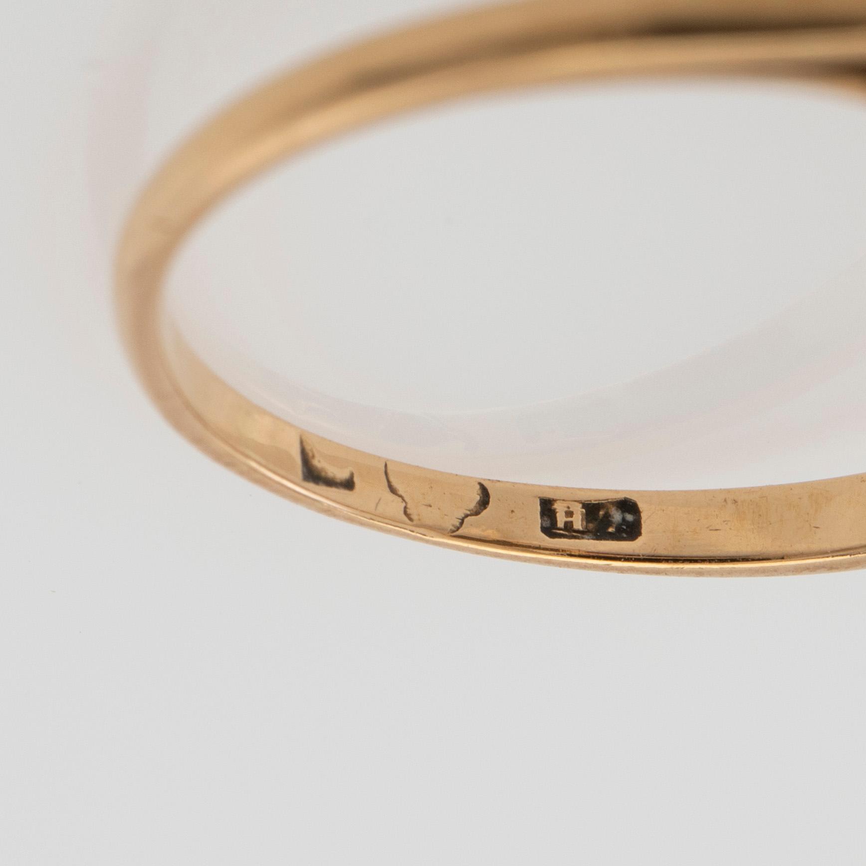 Ring, 18K guld med briljantslipade diamanter.