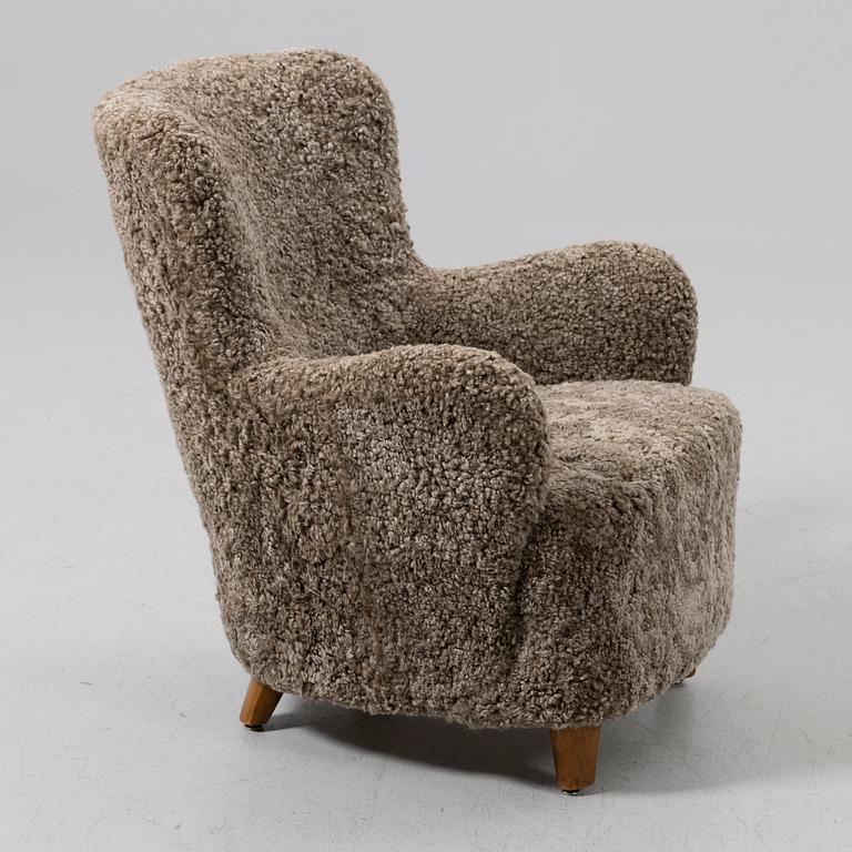 Armchair, Scandinavian Modern, 1940s.