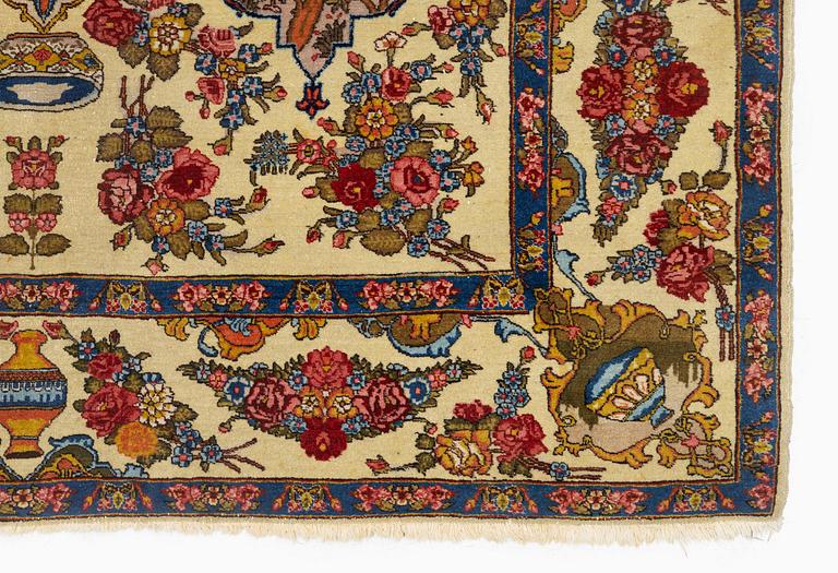 A semi-antique Tabriz carpet, Northwestern Persia (Iran), c. 280 x 170 cm.