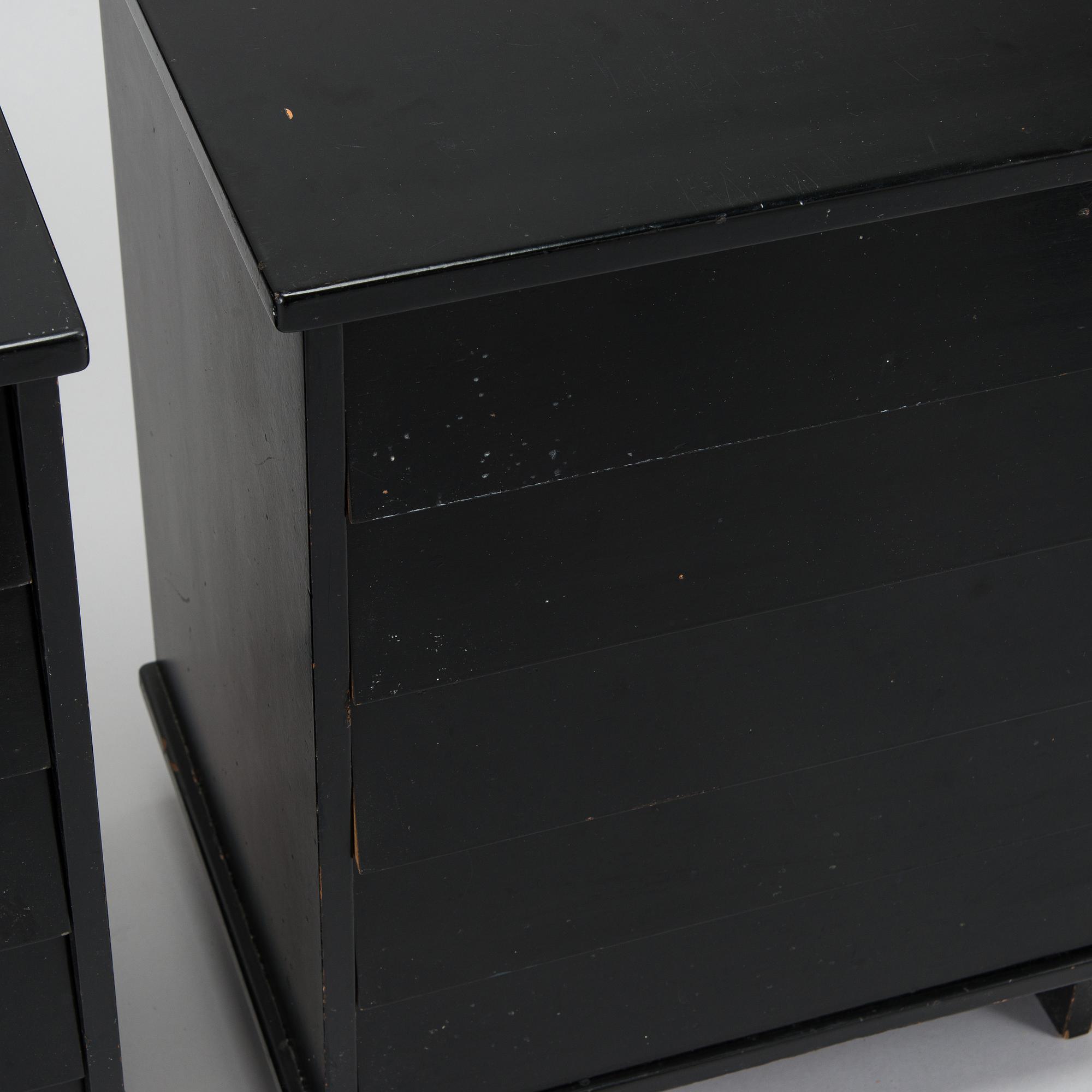 Ilmari Tapiovaara, a pair of 1960s drawers/bedside tables, model 1503, for Asko, Finland.