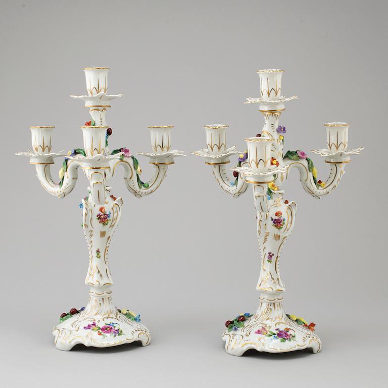 A PAIR OF DRESDEN PORCELAIN CANDELABRA, MID 20TH CENTURY.