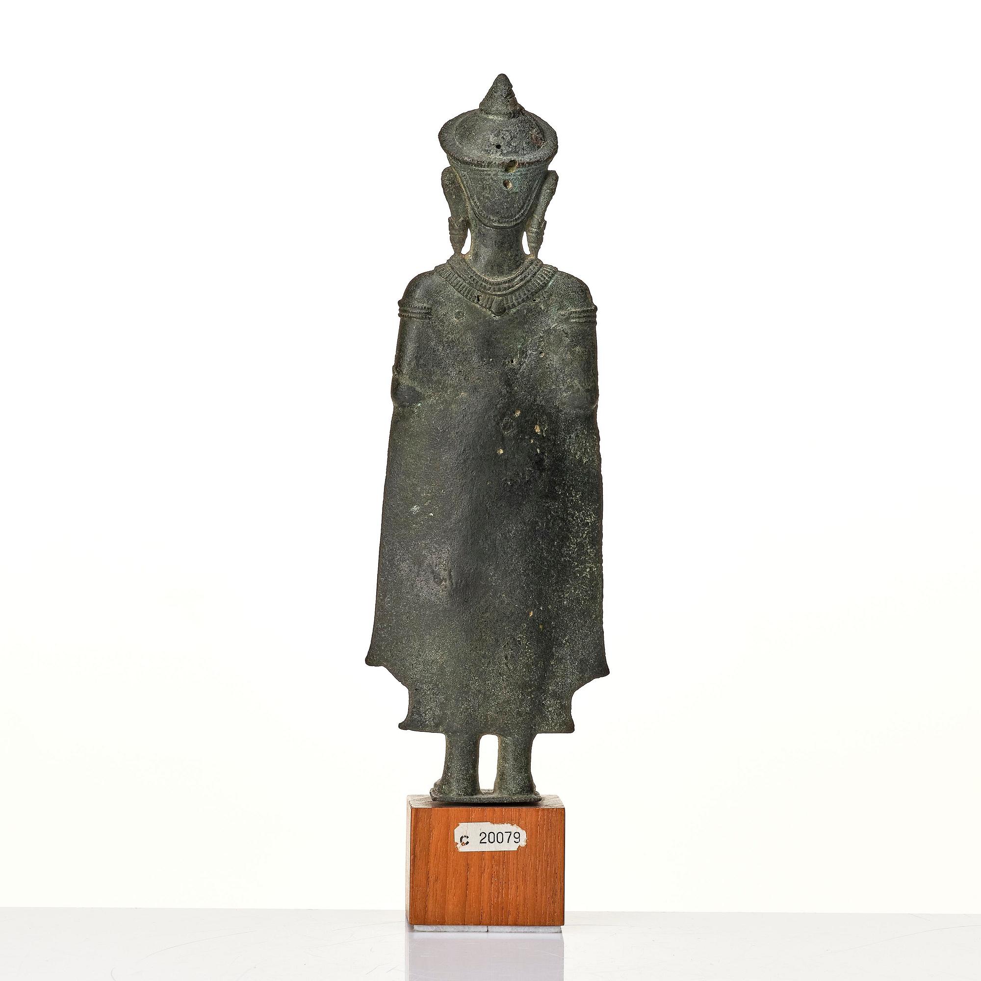 A bronze sculpture of Buddha Shakyamuni, Cambodia, Lopburi, 13th century.