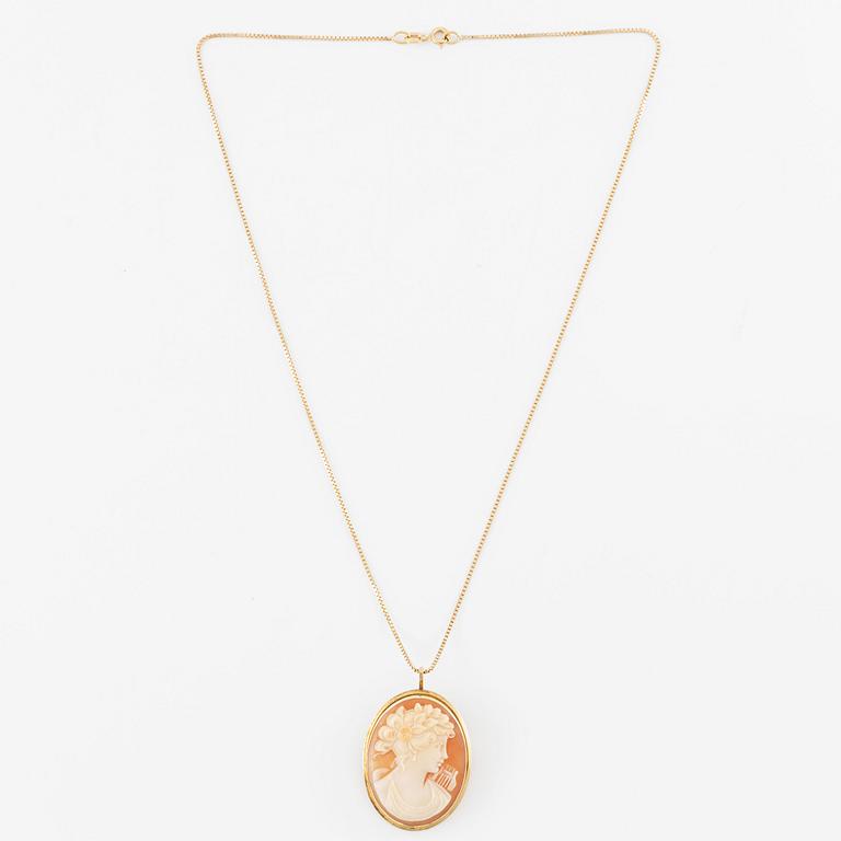 Pendant/brooch, 18K gold with shell cameo, with chain Balestra 18K gold.