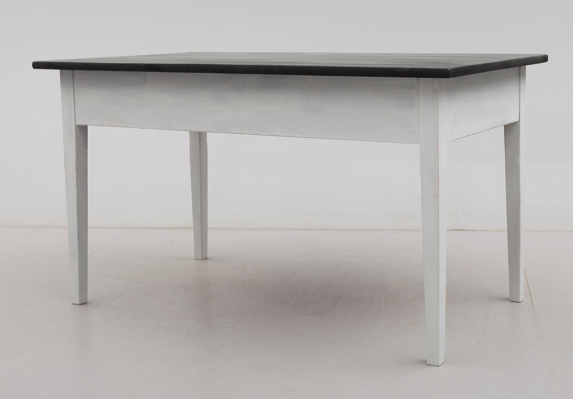 SKRIVBORD, 1800-talets andra hälft.