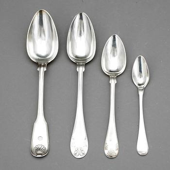 SKEDAR, 21 st, silver, bl a E. Forrsman, 1875, tot vikt 628 gram.