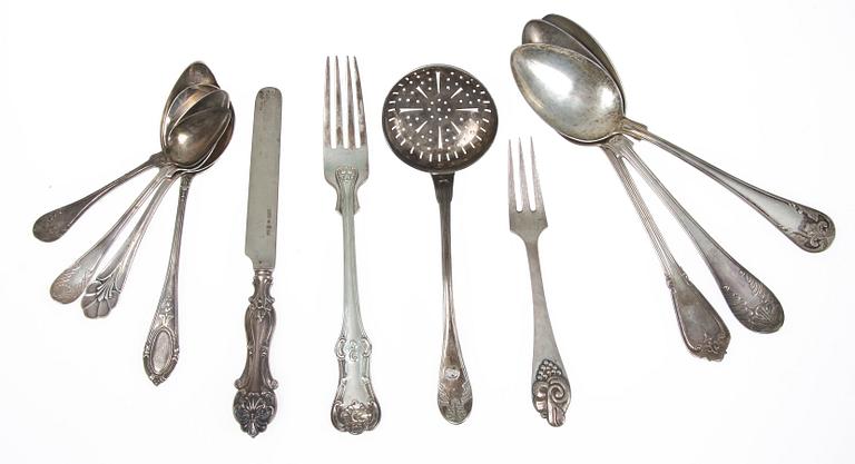 PARTI BESTICK, 19 delar, silver, 1800/1900-tal. Vikt ca 970 gr.
