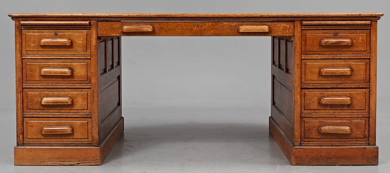 SKRIVBORD, 1930/40-tal.