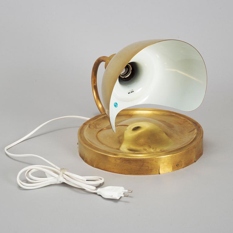 JOSEF FRANK, a brass wall light model 2389, Firma Svenskt Tenn.
