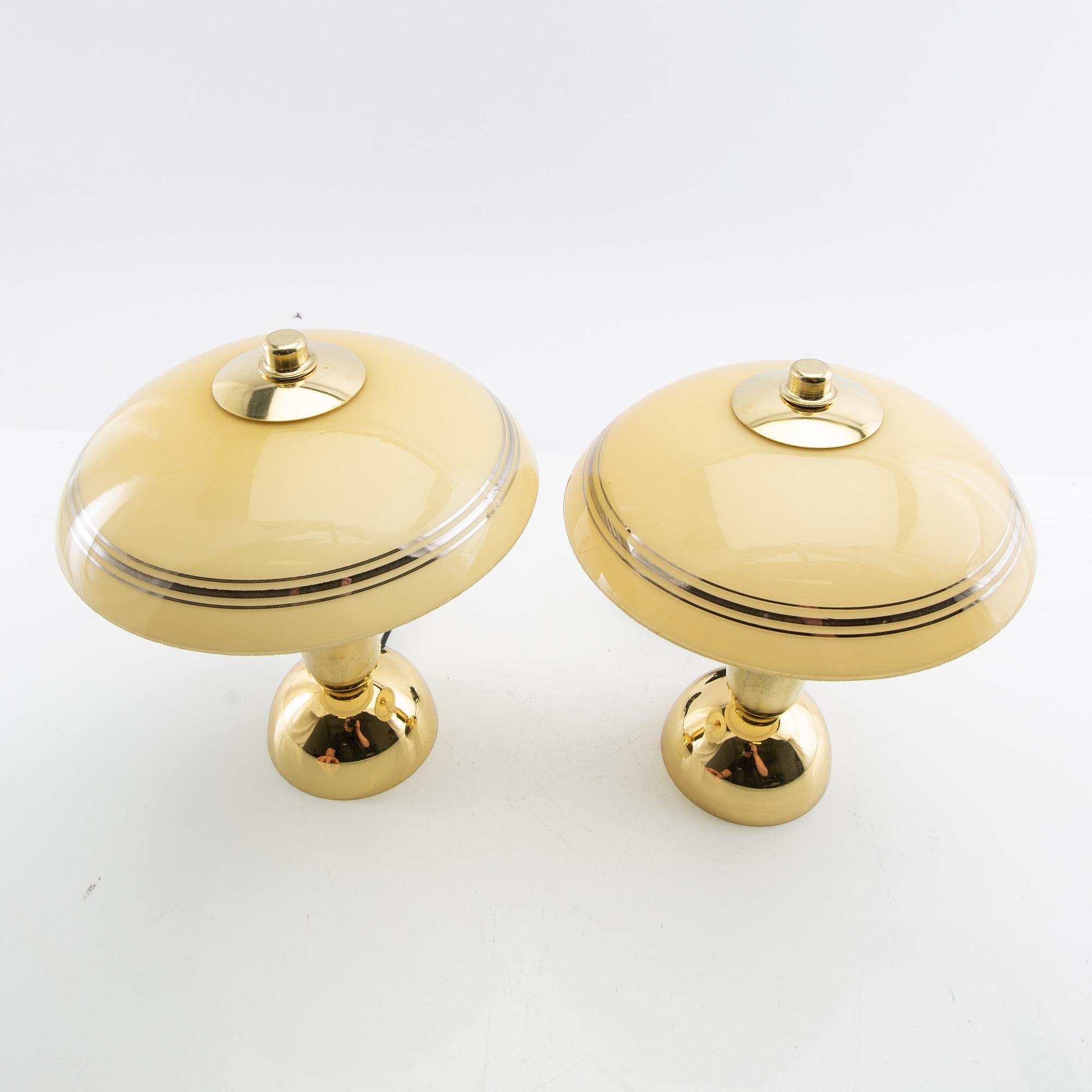 Table lamps, a pair, mid/second half of the 20th century.