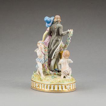 FIGURGRUPP, Royal Copenhagen, "Juliane Marie-porslin", 1900-talets början.