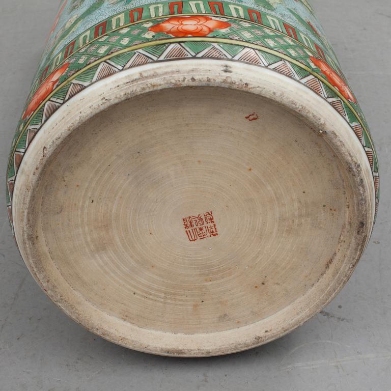 PARAPLYSTÄLL, porslin, Kina, modern tillverkning.