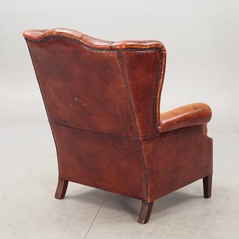 ÖRONLAPPSFÅTÖLJ, 1900-talets andra hälft.