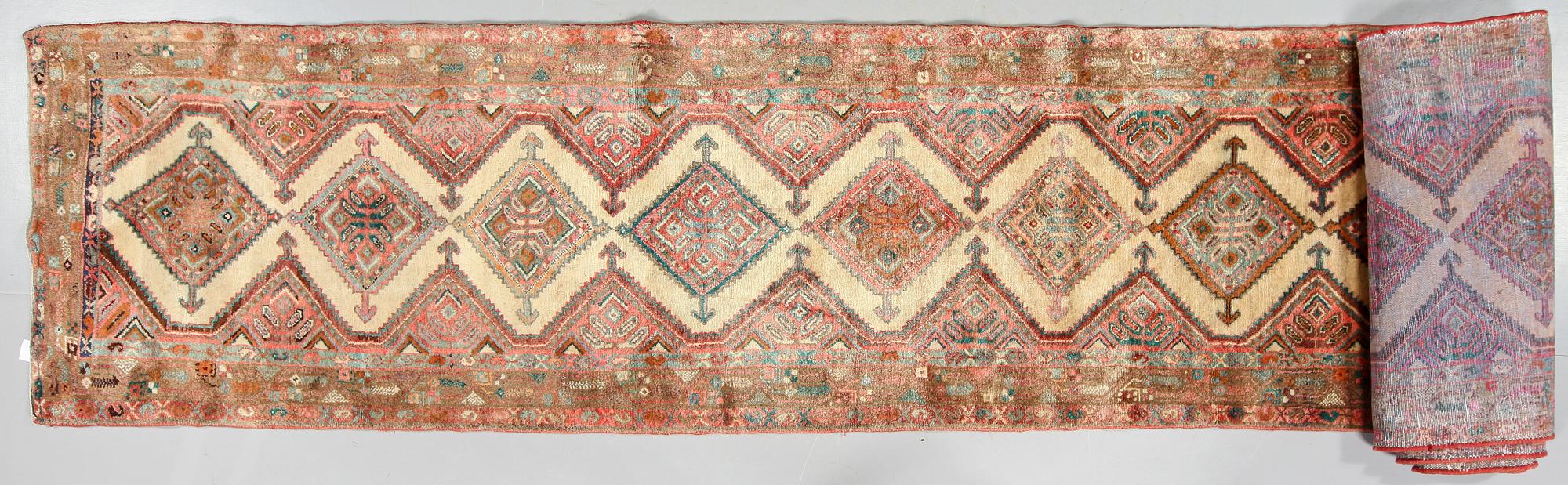 GALLERIMATTA, old, troligen Hamedan, ca 535x85 cm.