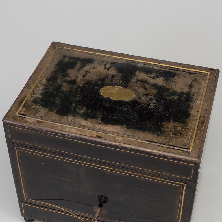 A seventeen part liquor casket set late 1800s.