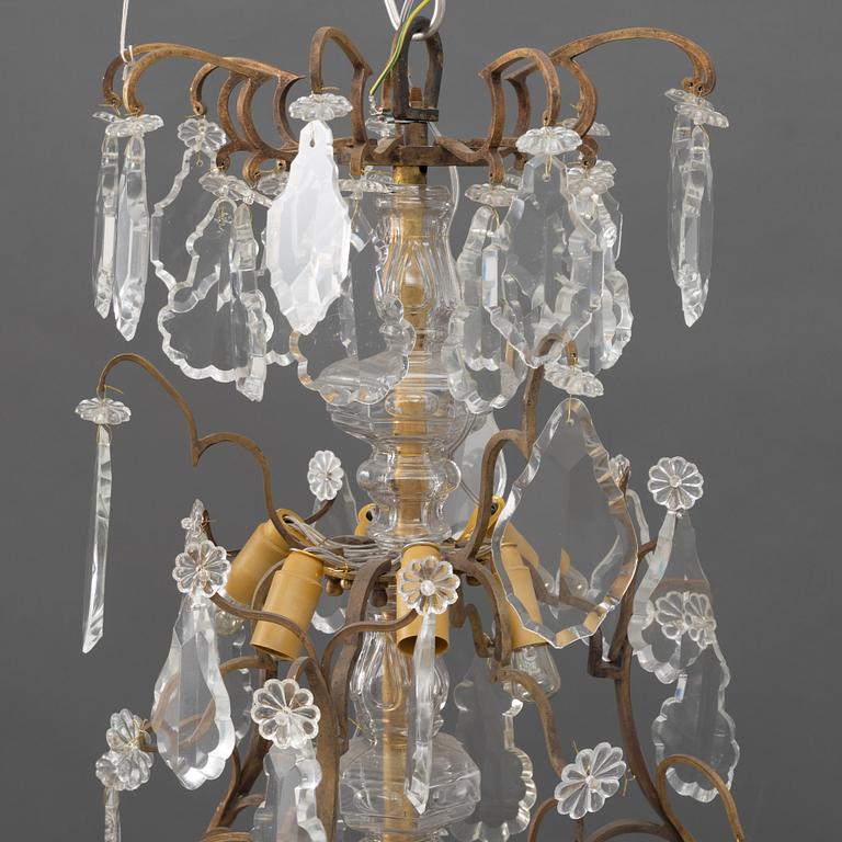 A Baroque style chandelier, early 20th Century.