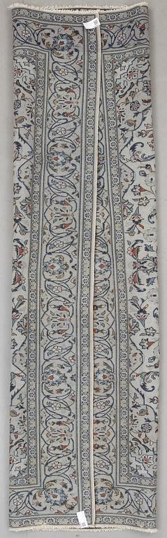 MATTA, Keshan, ca 300x192 cm.