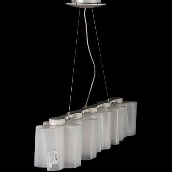 An Italian Artemide 5-light 'Logico Micro' suspension lamp designed by Michele De Lucchi och Gerhardt Reichert.