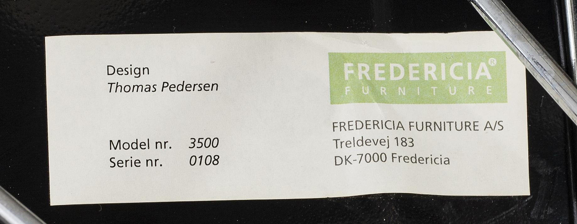 A THOMAS PEDERSEN "Stingray", Fredrica rockingchair. Denmark 21th century.