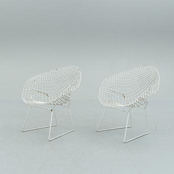 A pair of 'Diamond Chairs', by Harry Bertoia, 1950's.