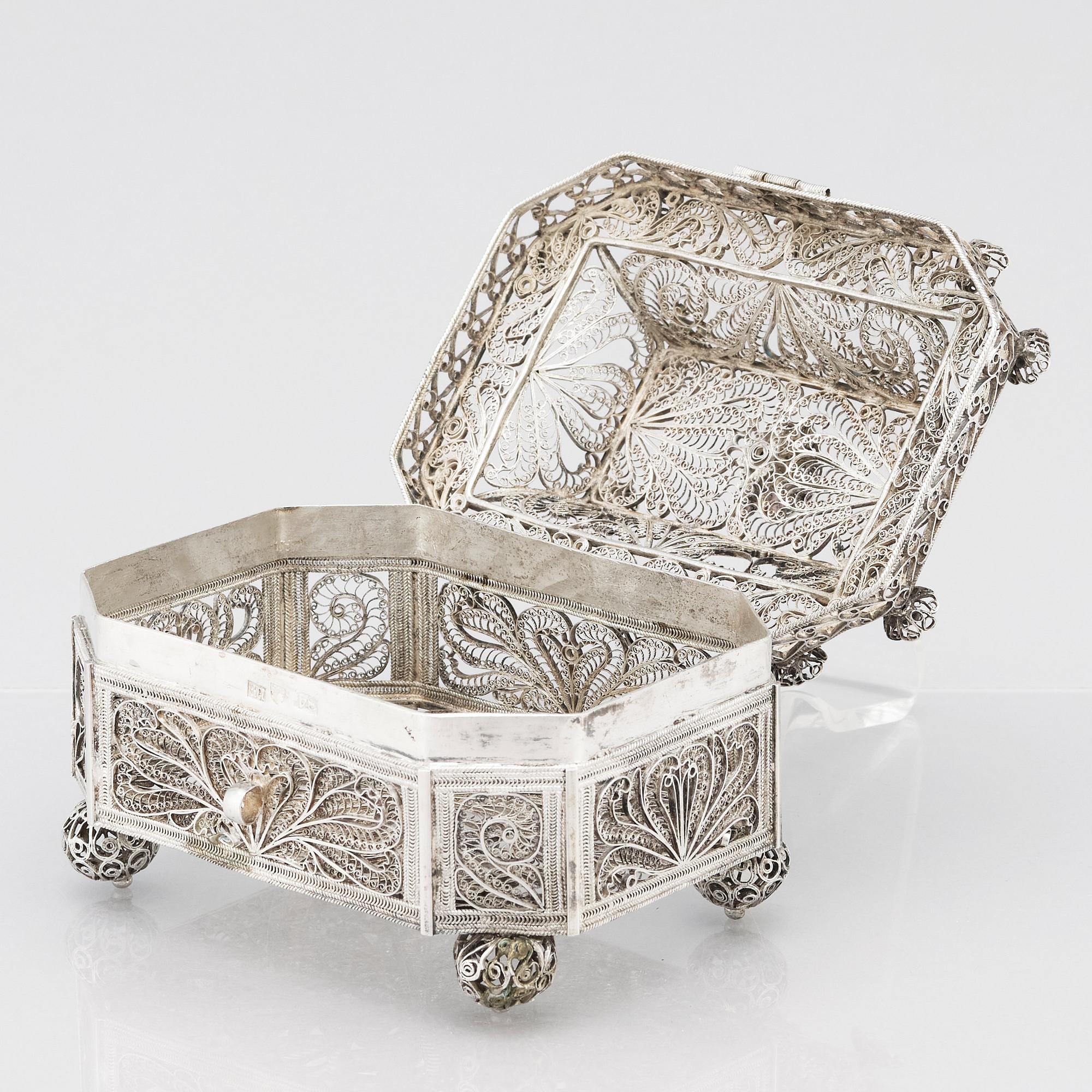 Skrin, silver, filigran, möjligen Vasily Potsov, Moskva 1843.