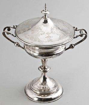 SKÅL MED LOCK, silver, GA Cedergren, Stockholm, 1882. Vikt ca 650g.