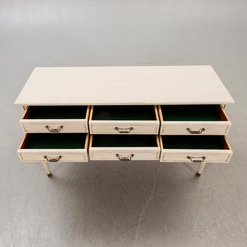 Sideboard Louis XVI-stil 1900-talets mitt/andra hälft.